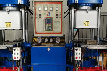 沈陽設(shè)備噴漆翻新廠服務流程解析：設(shè)備煥新一步到位