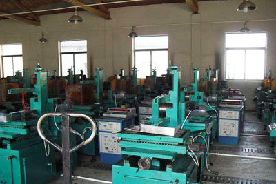 沈陽機械設(shè)備噴漆在使用過程中的注意事項！